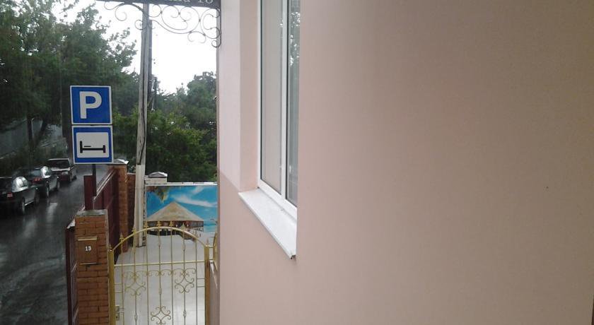 Гостиница Гостевой Дом Калинина 13 Туапсе
